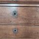 Commode en chêne blond mouluré