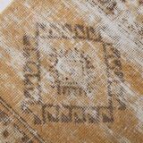 Hand-made wool distressed rug 92x52cm