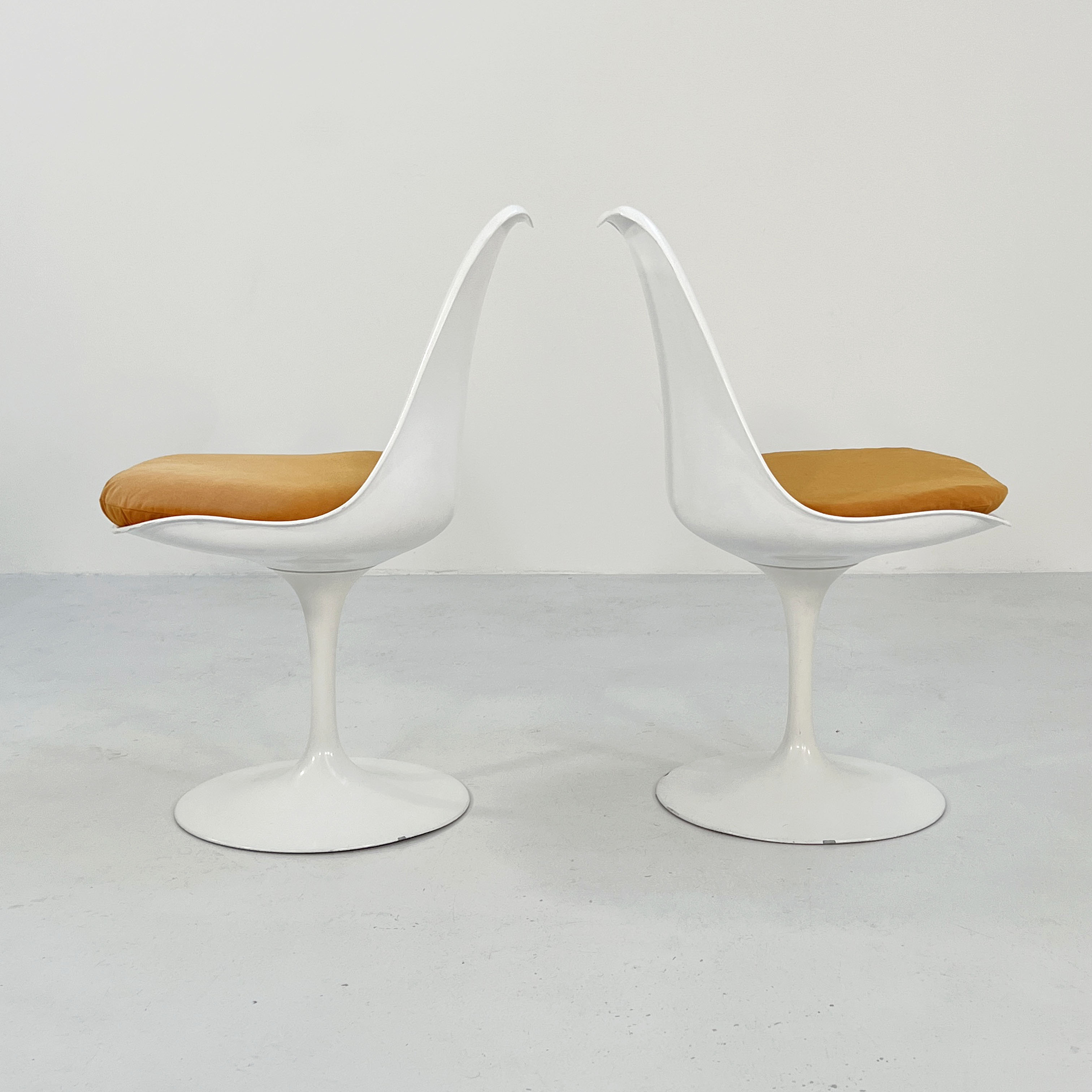 Set of 4 Tulip chairs by Eero Saarinen for Knoll, 1970