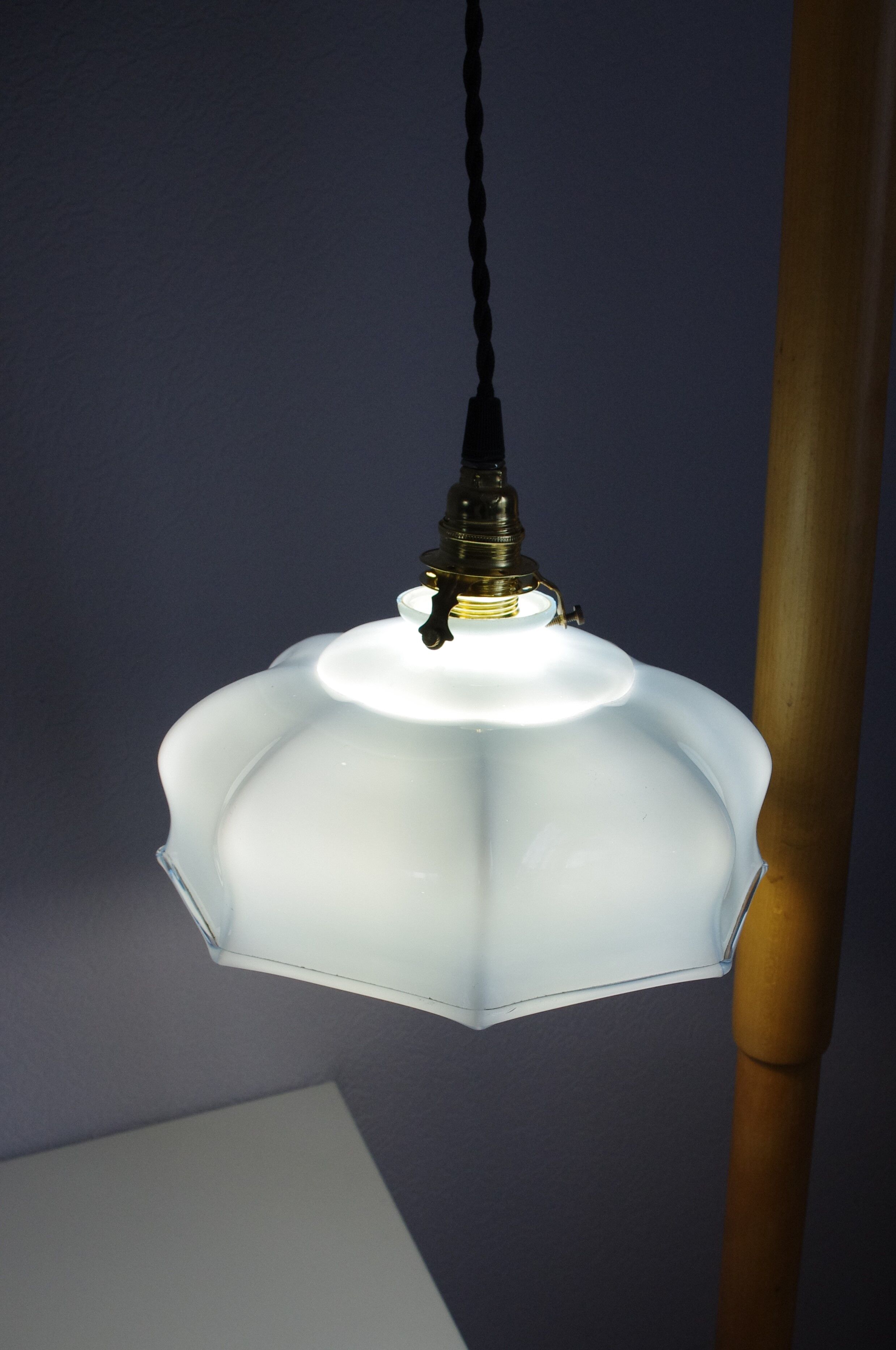 Hanging lamp in blue opaline