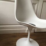 Tulip chair by Eero Saarinen for Knoll International
