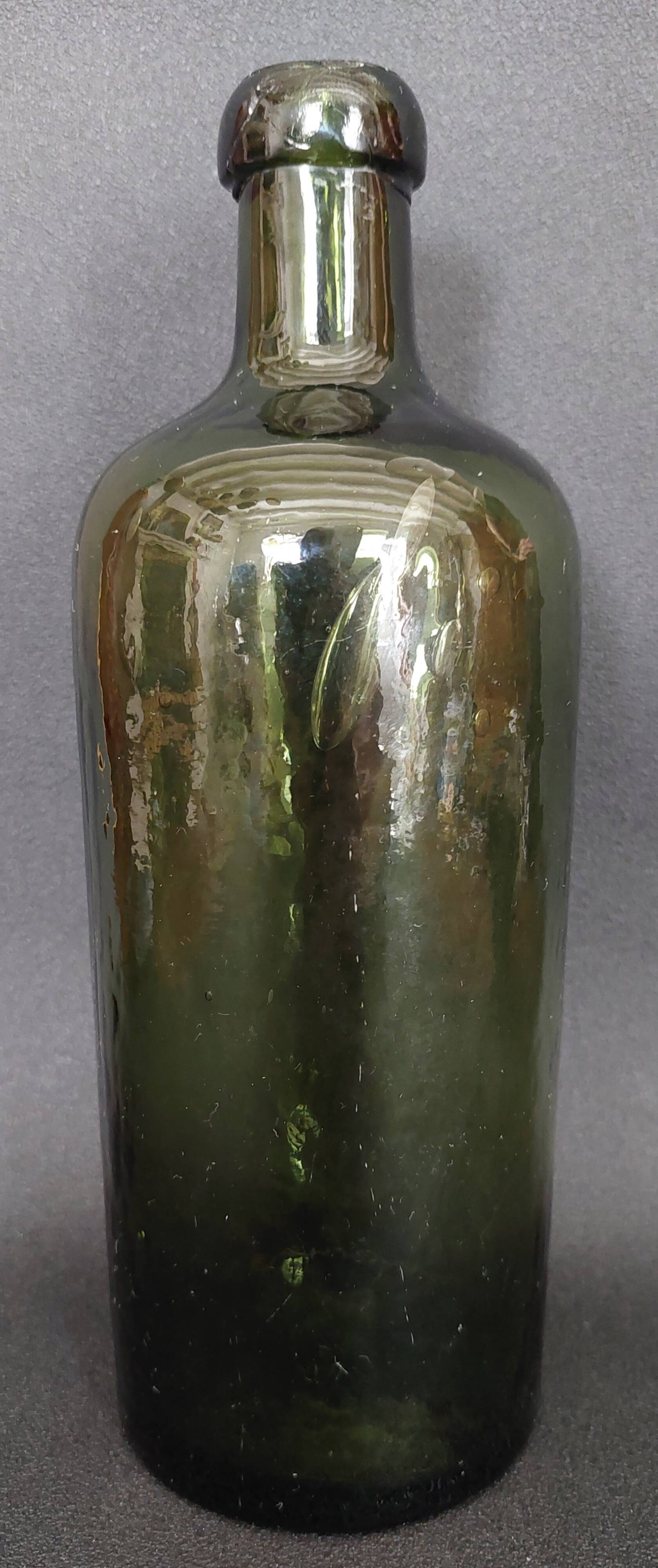 Old glass bottle Hunyadi Janos Bitterquelle early 10th century