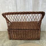 Vintage wicker chest/bench