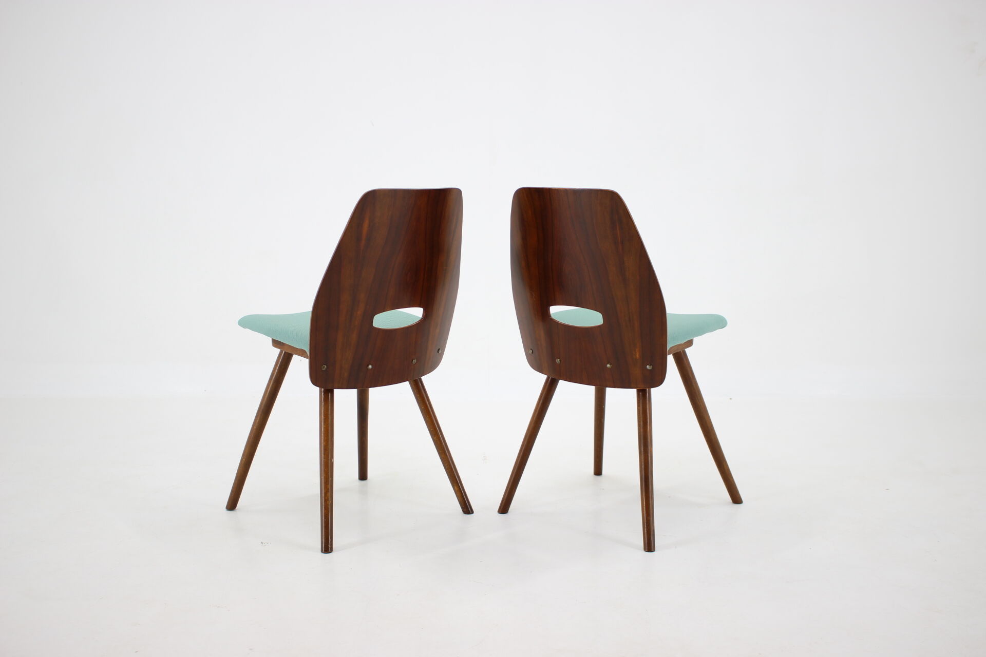 Ensemble des années 1960 de quatre chaises de salle à manger Frantisek Jirak, Tchécoslovaquie