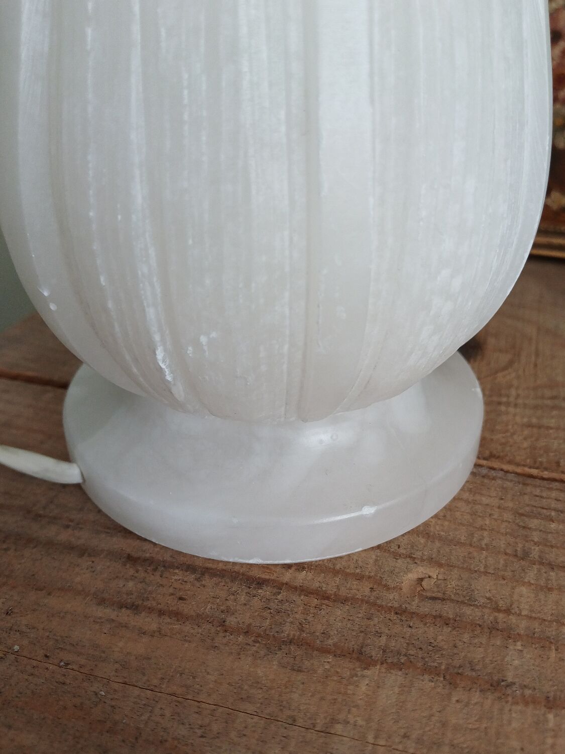 Alabaster lamp