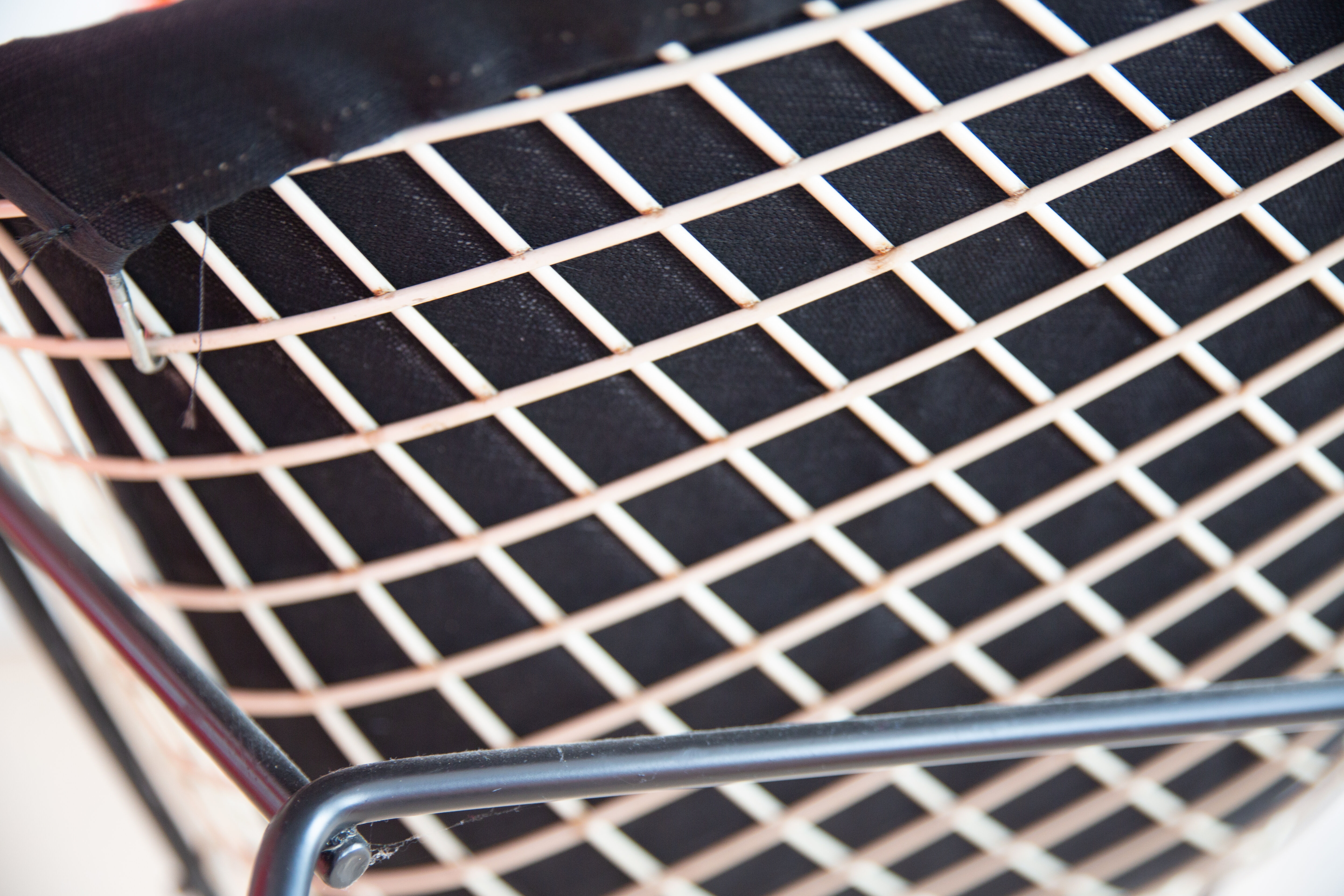 421 Diamond chair by Harry Bertoia for Knoll International