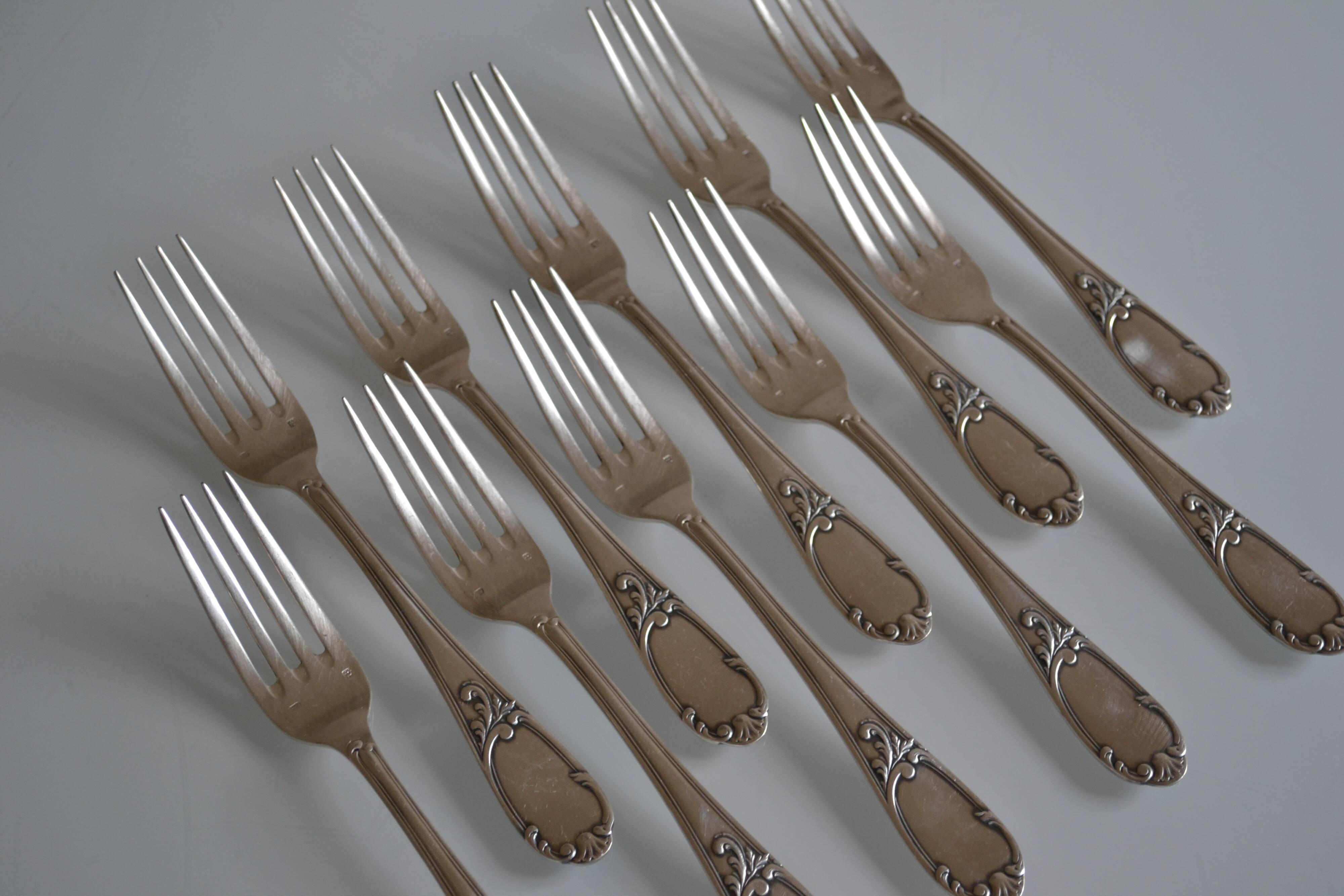 10 Frionnet François silver-plated table forks