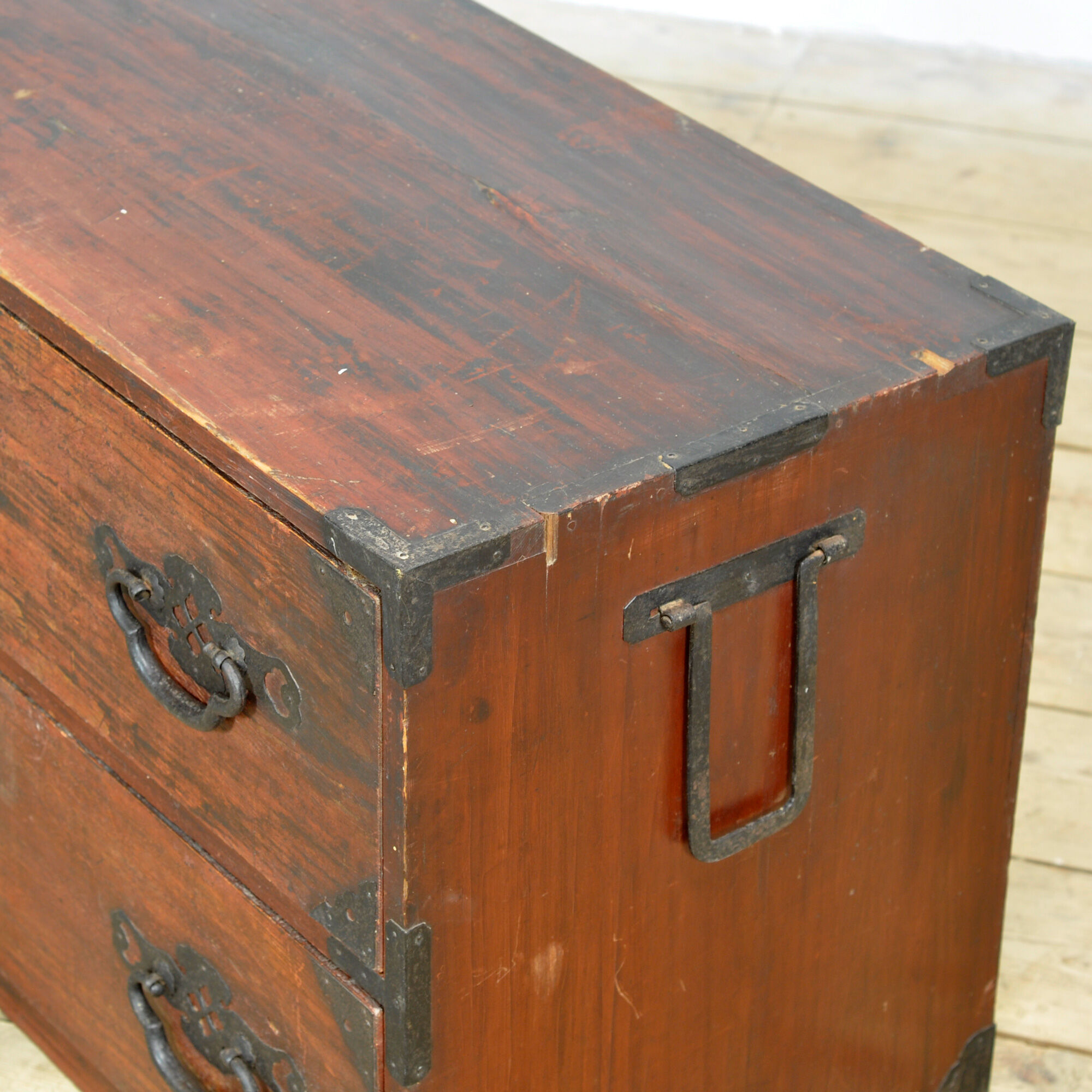 Japanese Tansu chest of drawers, circa 1870