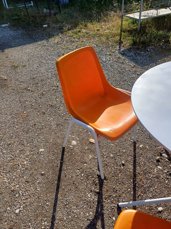 Salon de jardin vintage fer et plastique