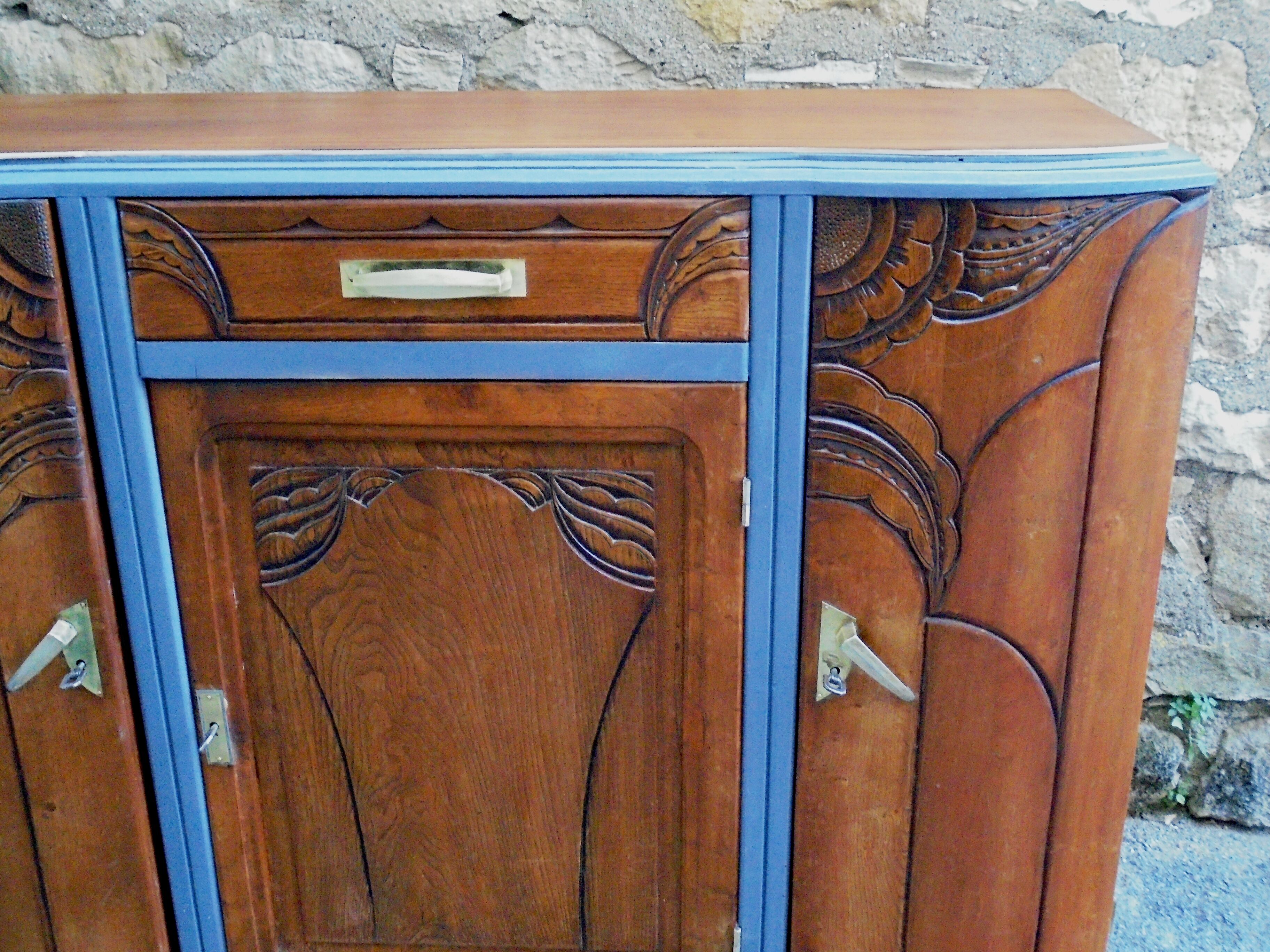 Buffet low circa 1940