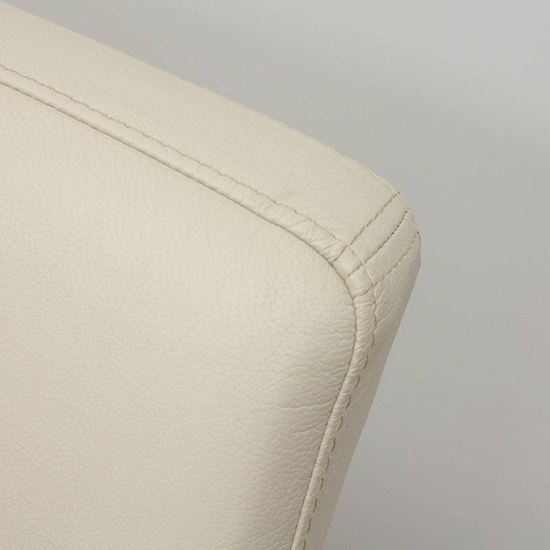 Giulio Marelli sofa in Beige leather