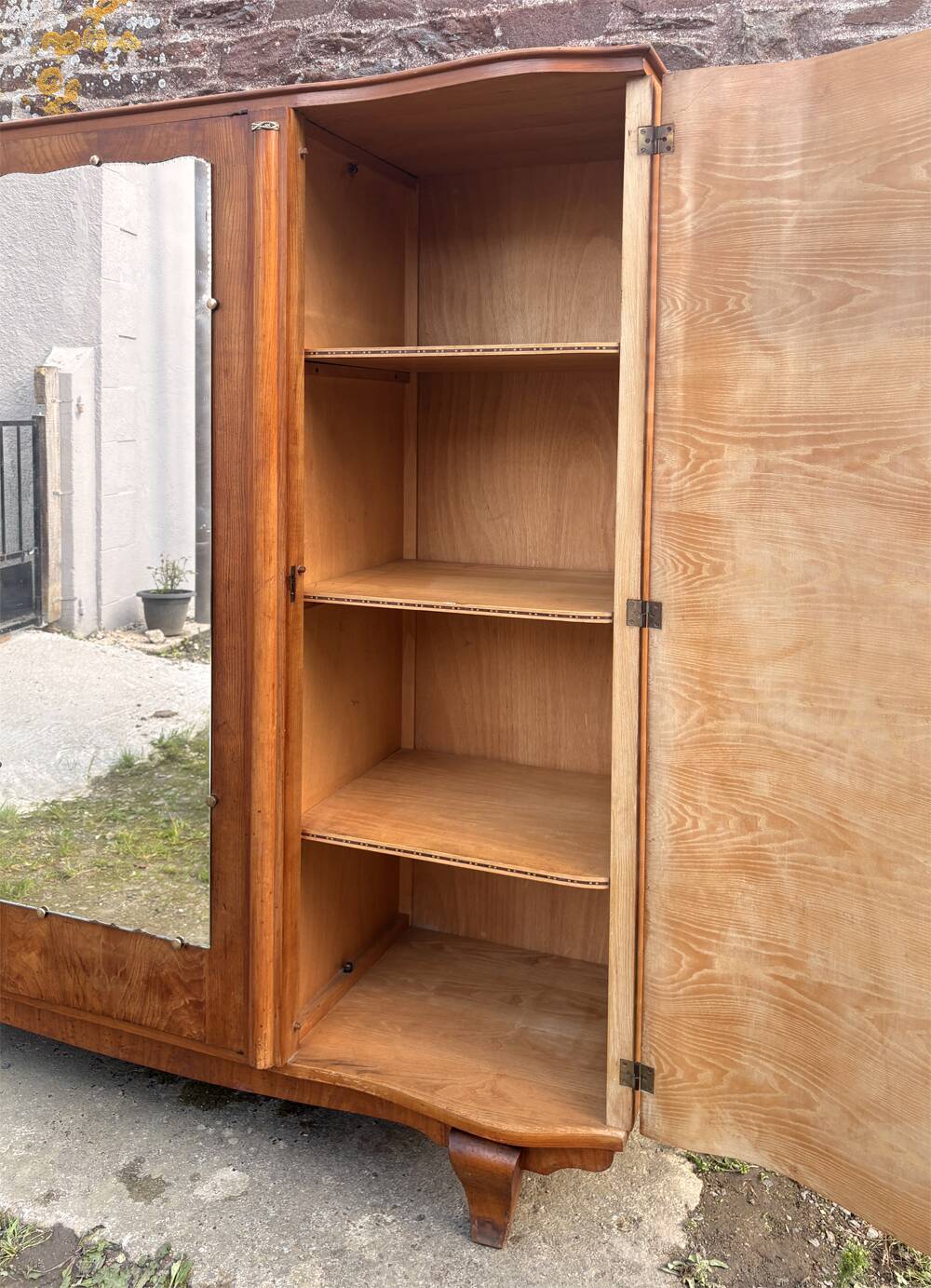 Art Deco wardrobe in flame walnut with central mirror – French elegance