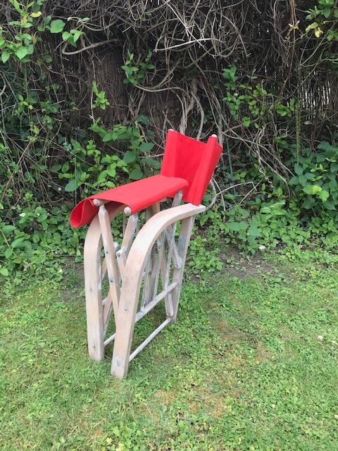 Pair of folding chairs