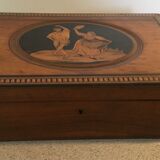 Lacquered wooden box