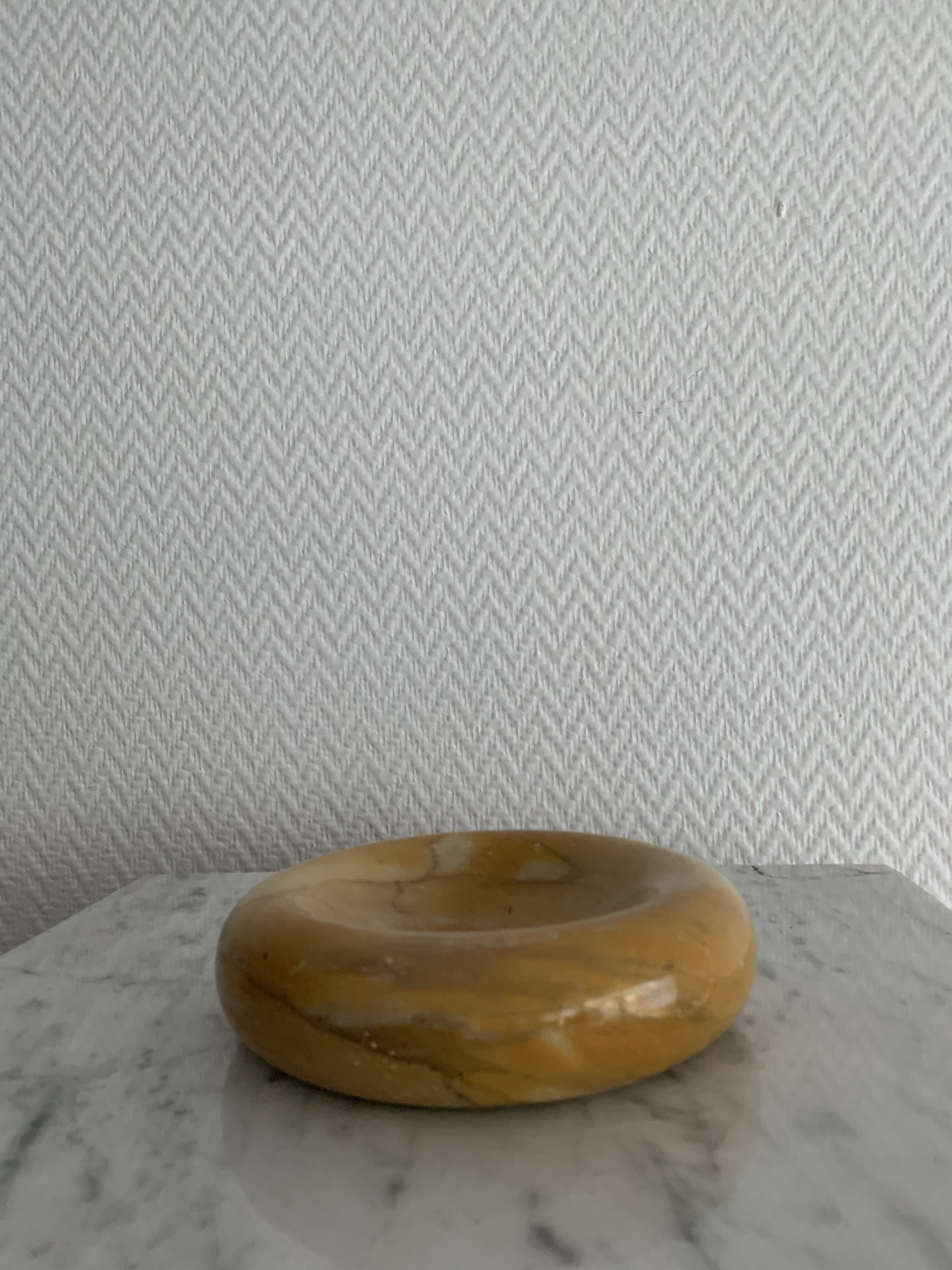 Vintage orange-orange marble ashtray