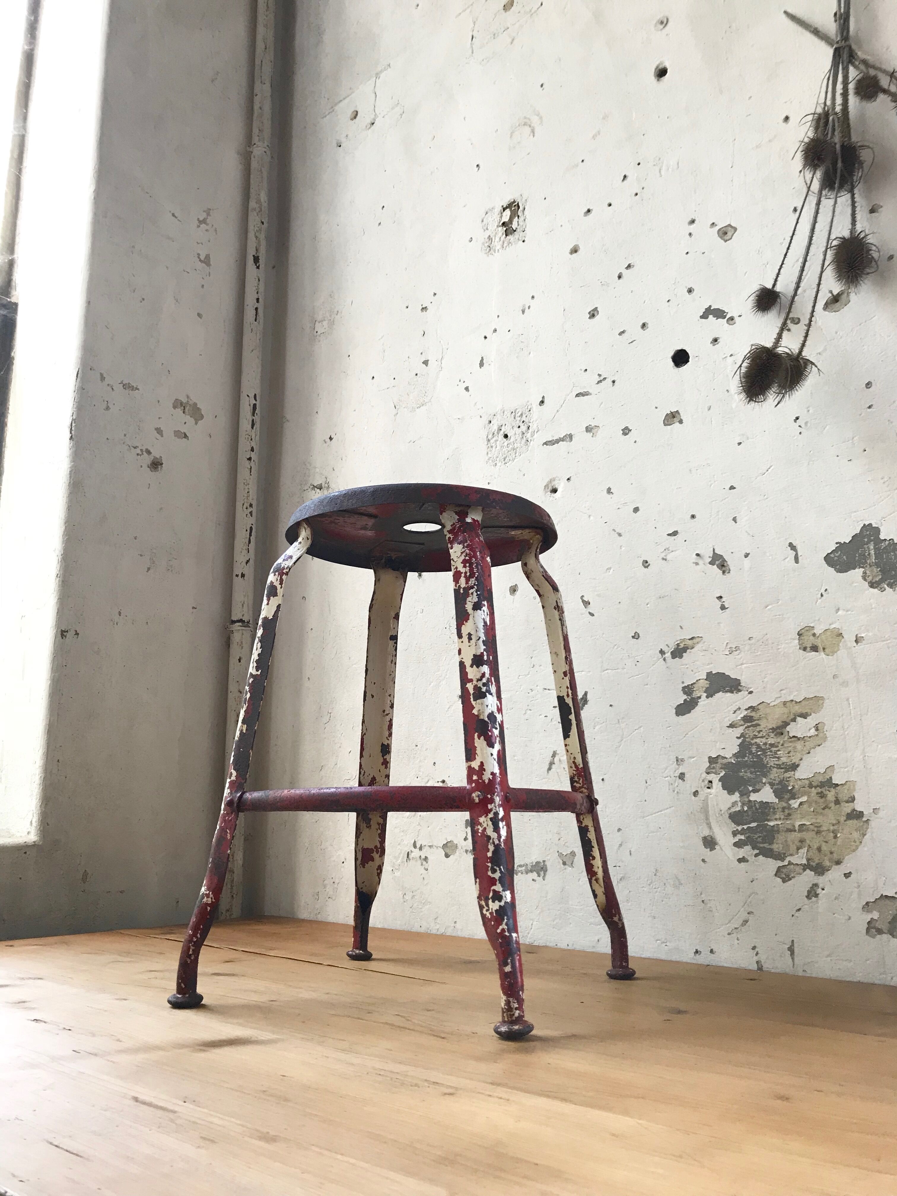 Workshop stool Nicolle patinated