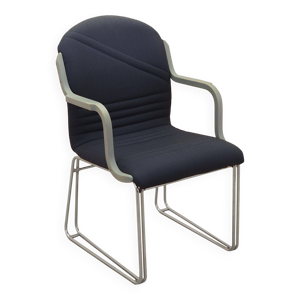 chaise cantilever italienne