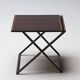 Ensemble de cinq tables d'appoint modernes en palissandre danois.