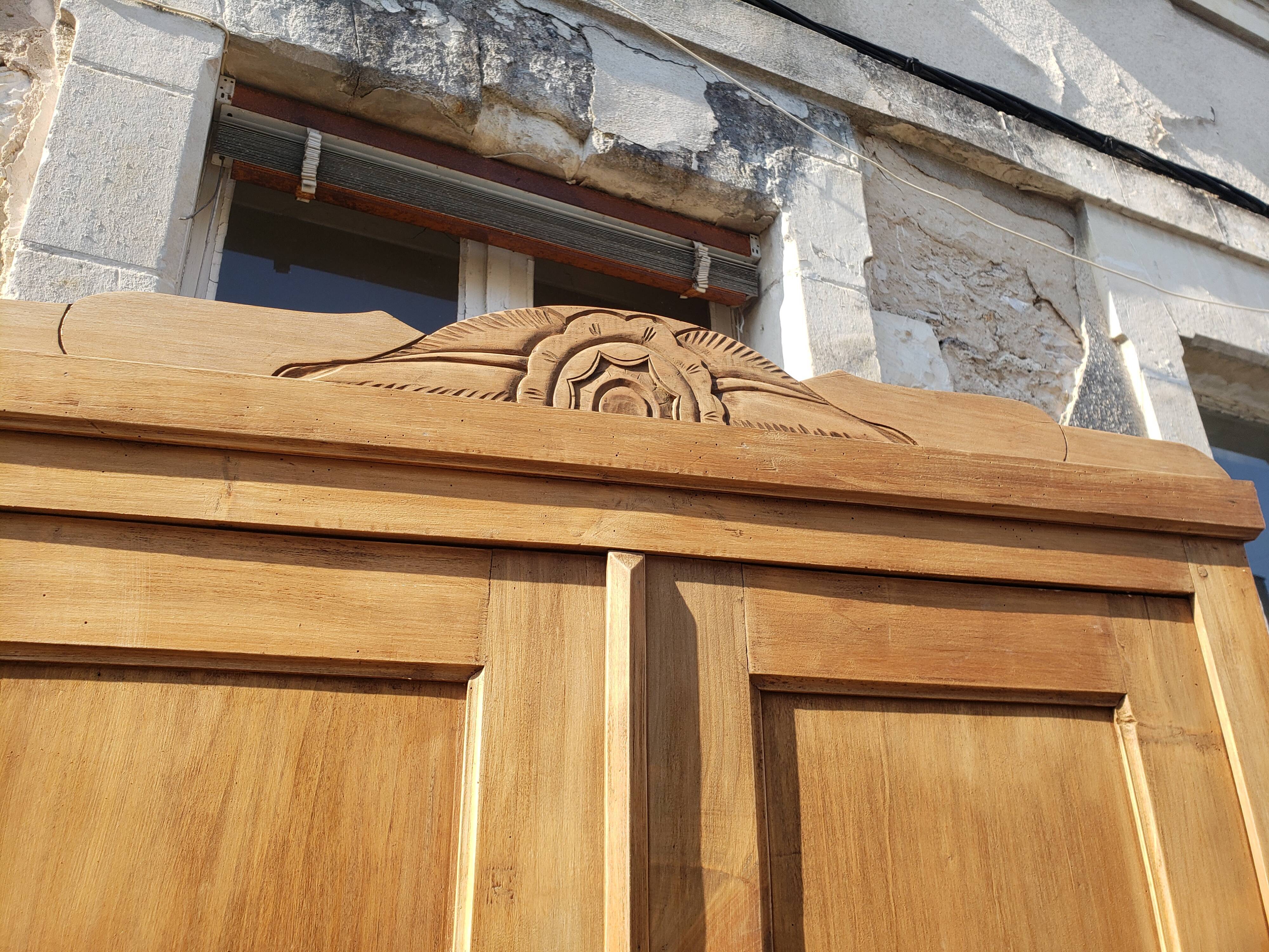 Parisian cabinet art deco raw wood