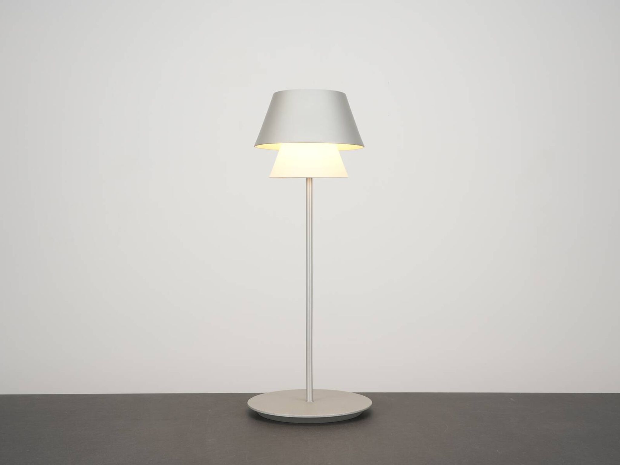Lampe Postmoderne Gala SM de Gabriel Teixidó pour Carpyen circa 1980