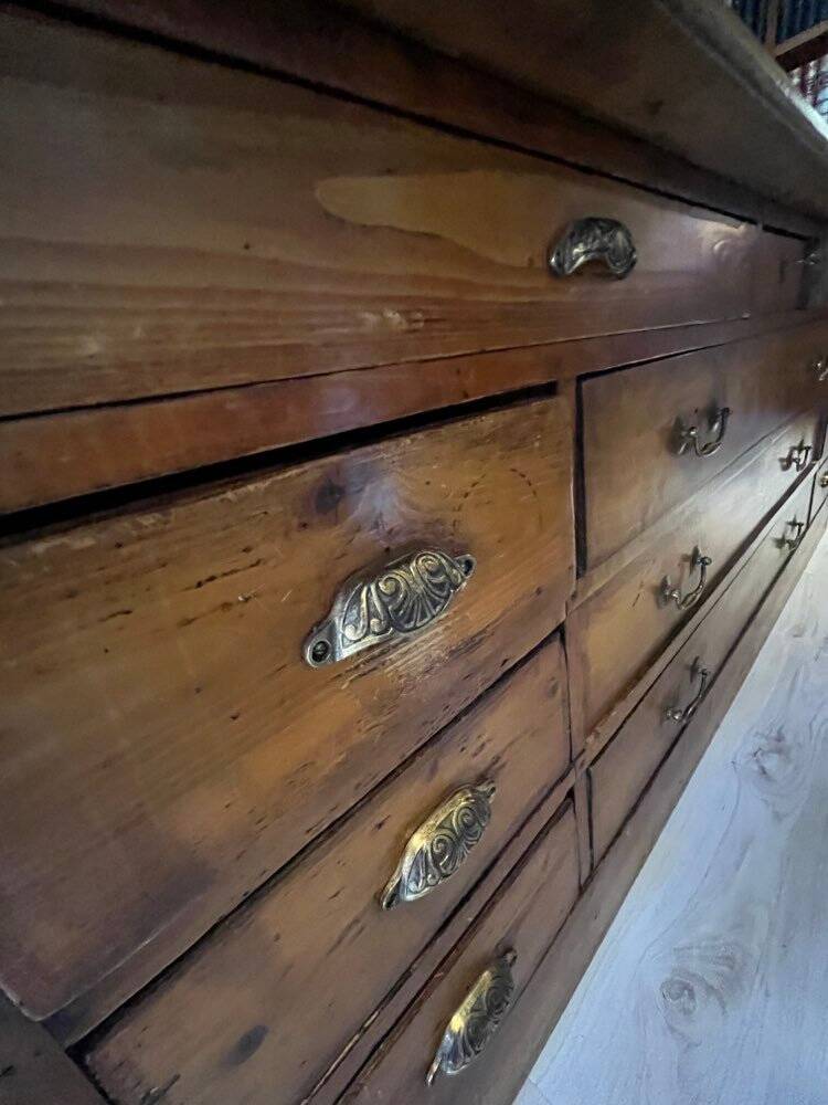 Fine draper's furniture from the late 19th to early 20th century.
