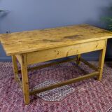 Table à manger vintage en pin baltique rustique, années 1930