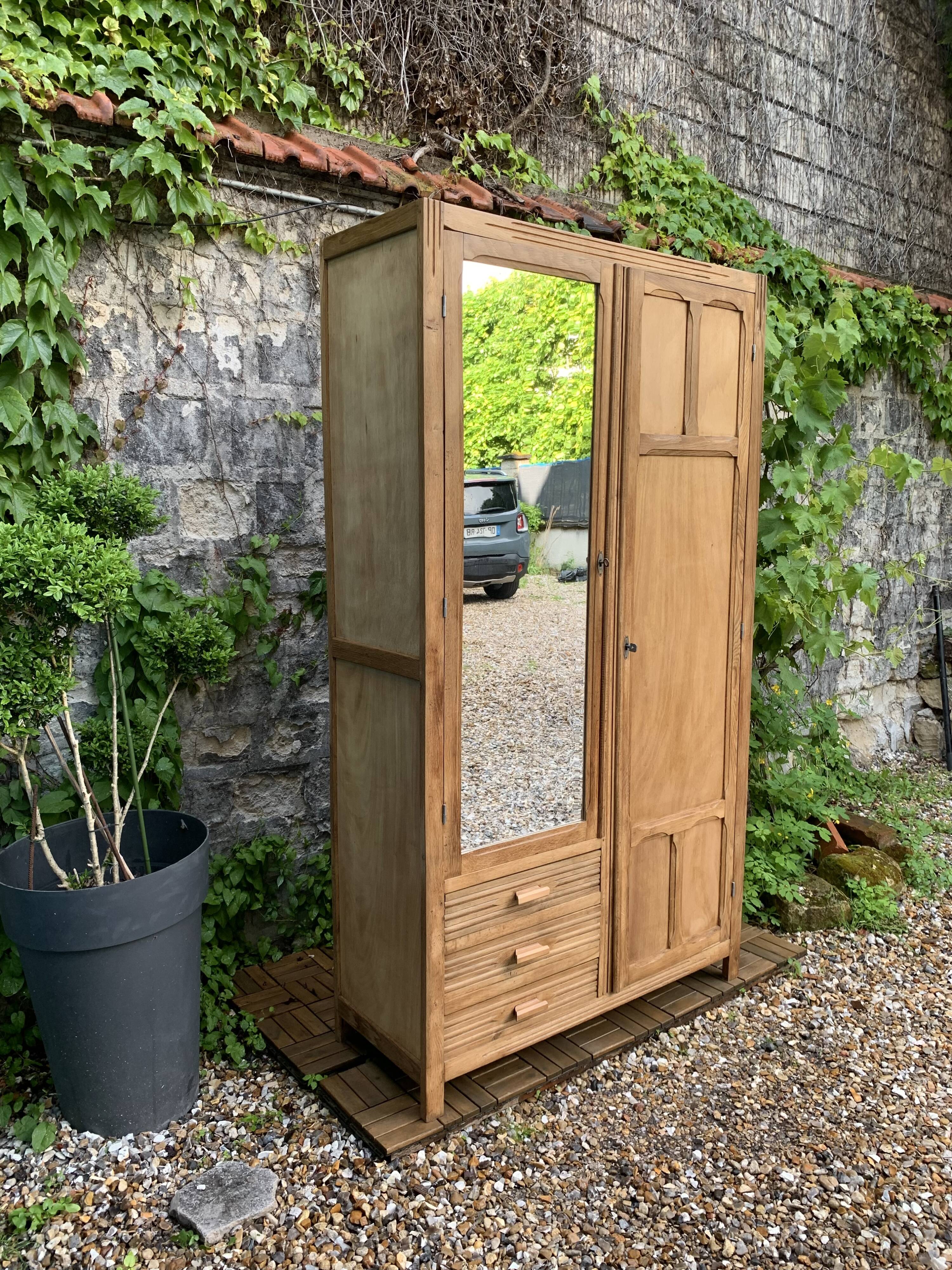 Parisian art deco hotel armoire 1930