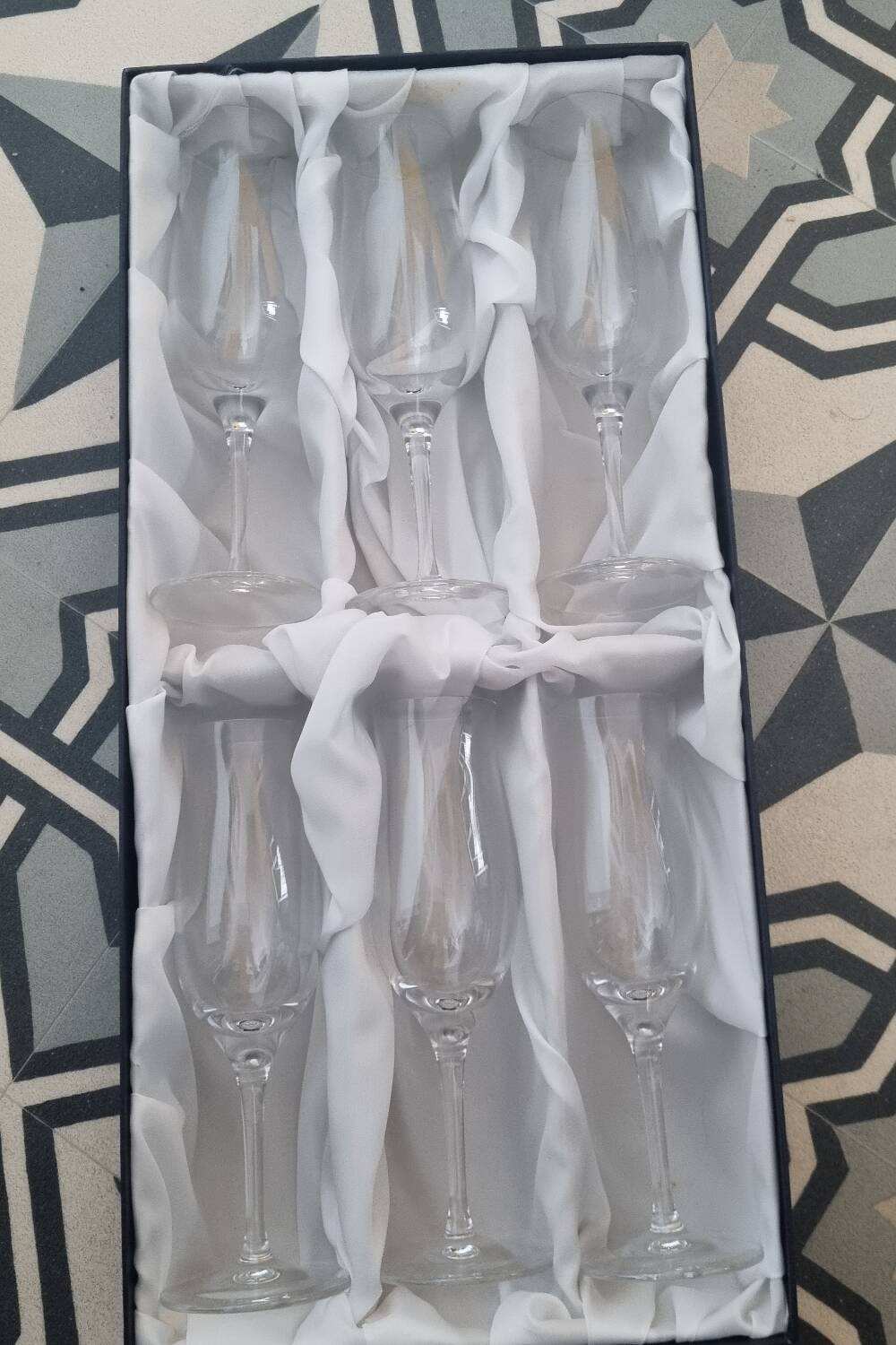 6 St Louis crystal flutes