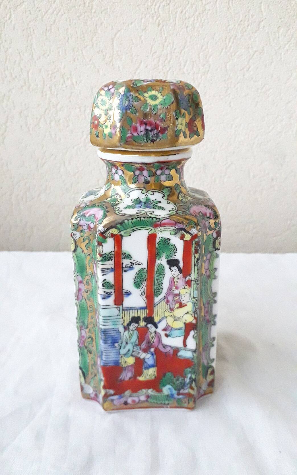 Flacon porcelaine Japon