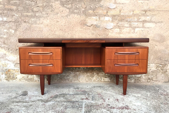 Scandinavian teak desk by Victor Wilkins for G-Plan