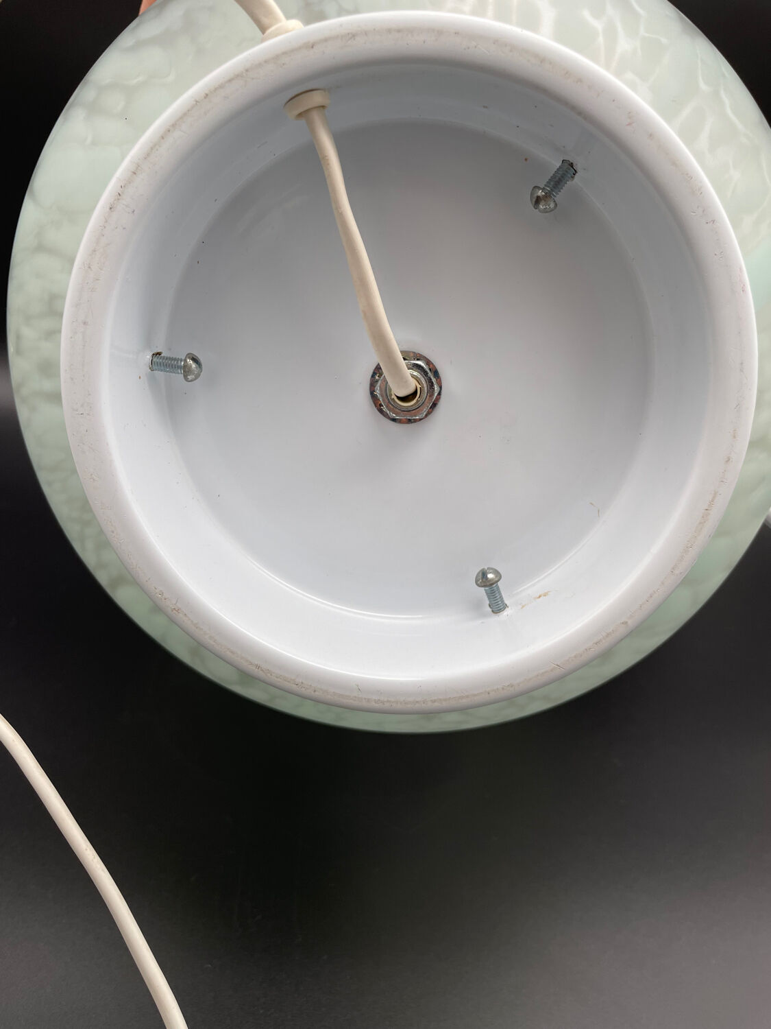 Egg lamp in opaline glassware Vianne
