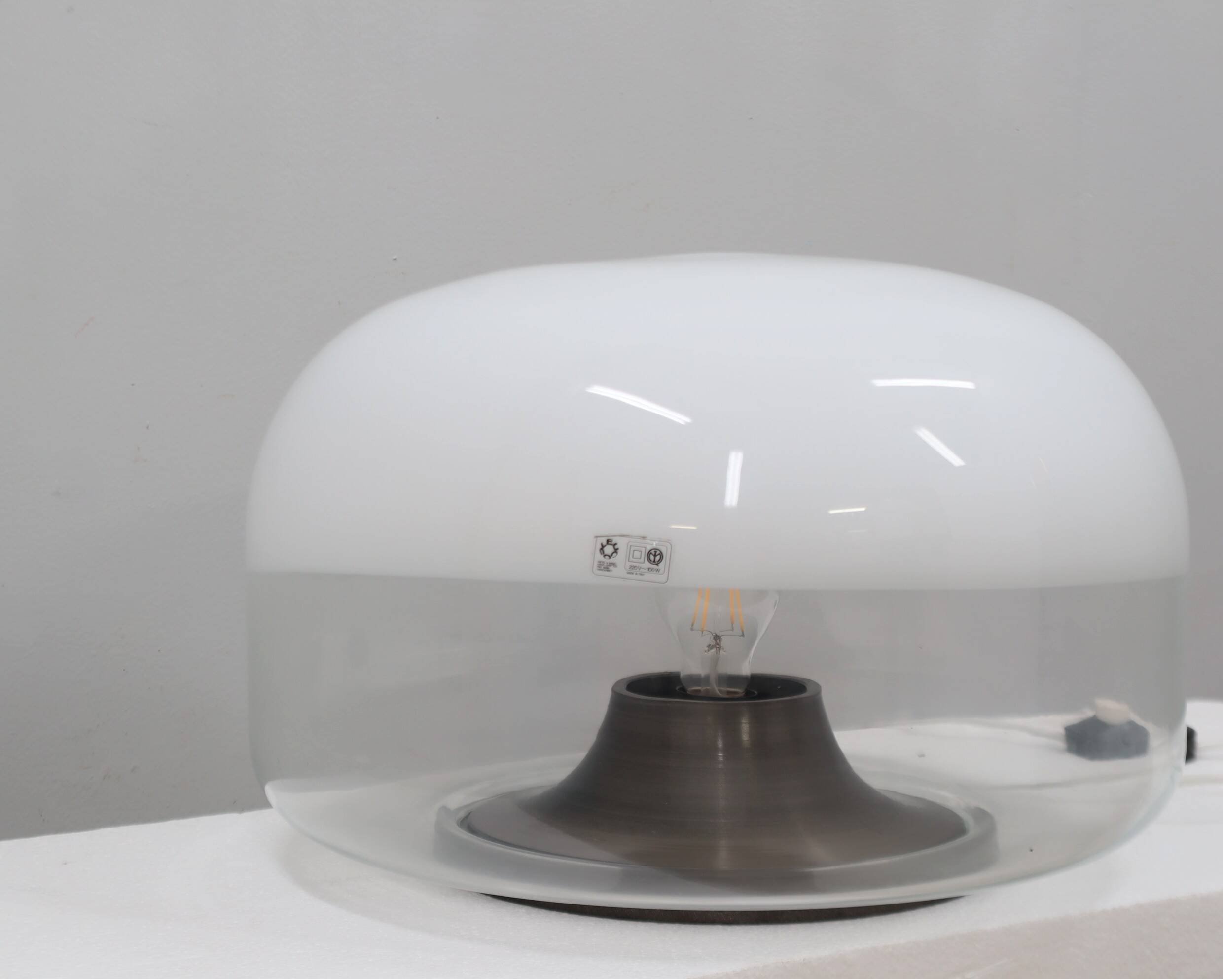 Lampe en verre lattimo Pamio Medusa des années 1960 par Leucos