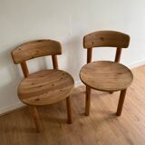 2 chaises en pin massif Daumiller