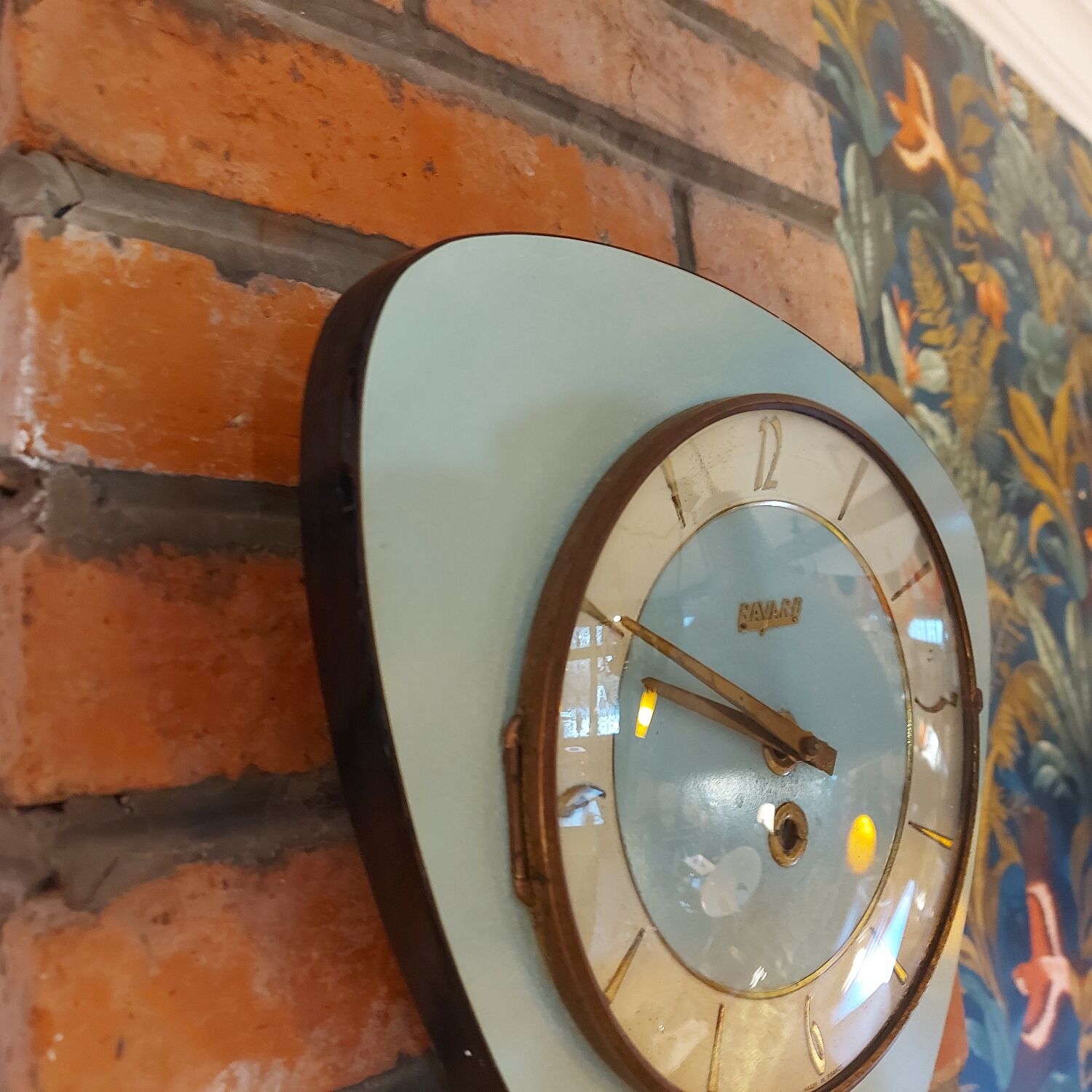 Vintage Formica clock