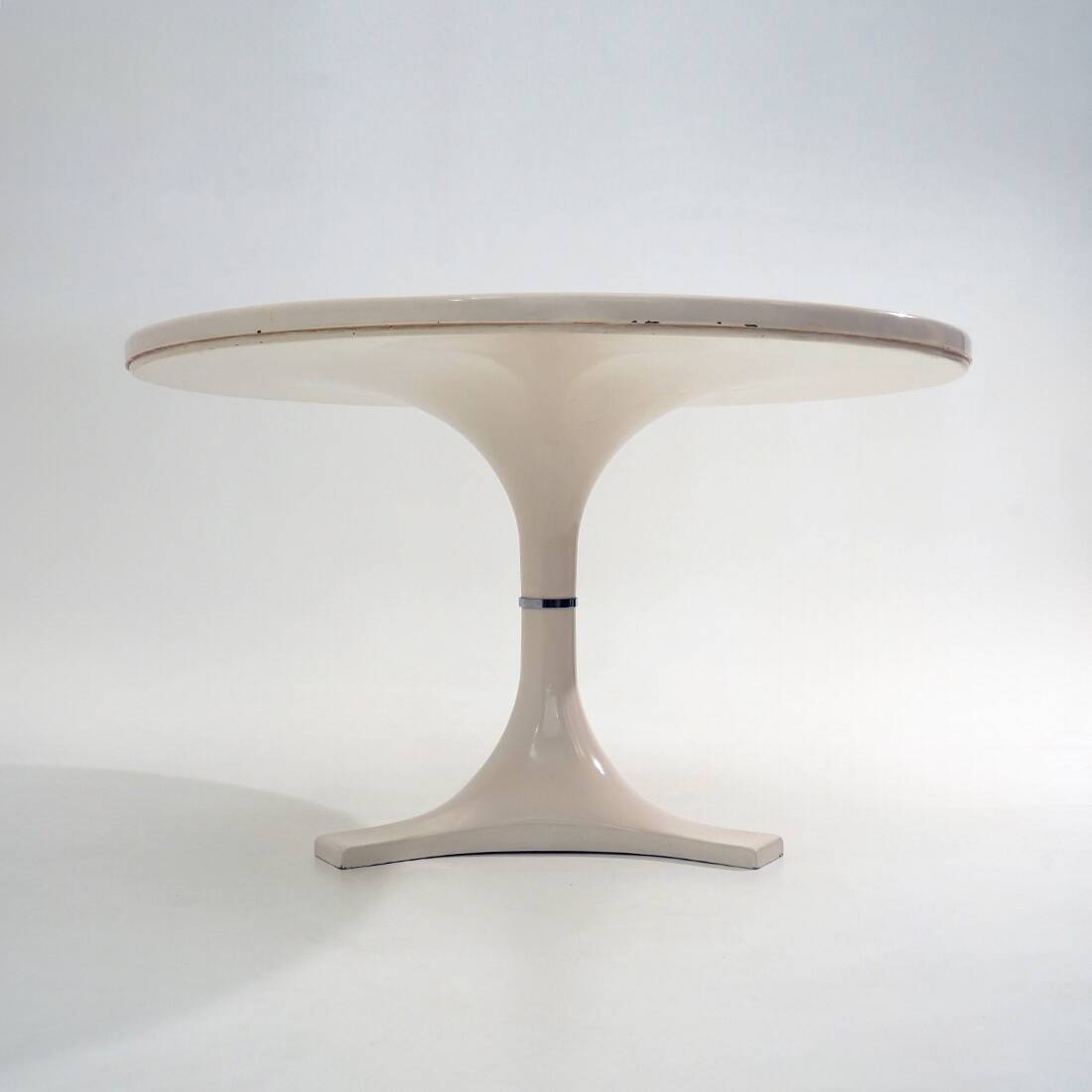 Table with central leg by Ignazio Gardella for Kartell, 1970s