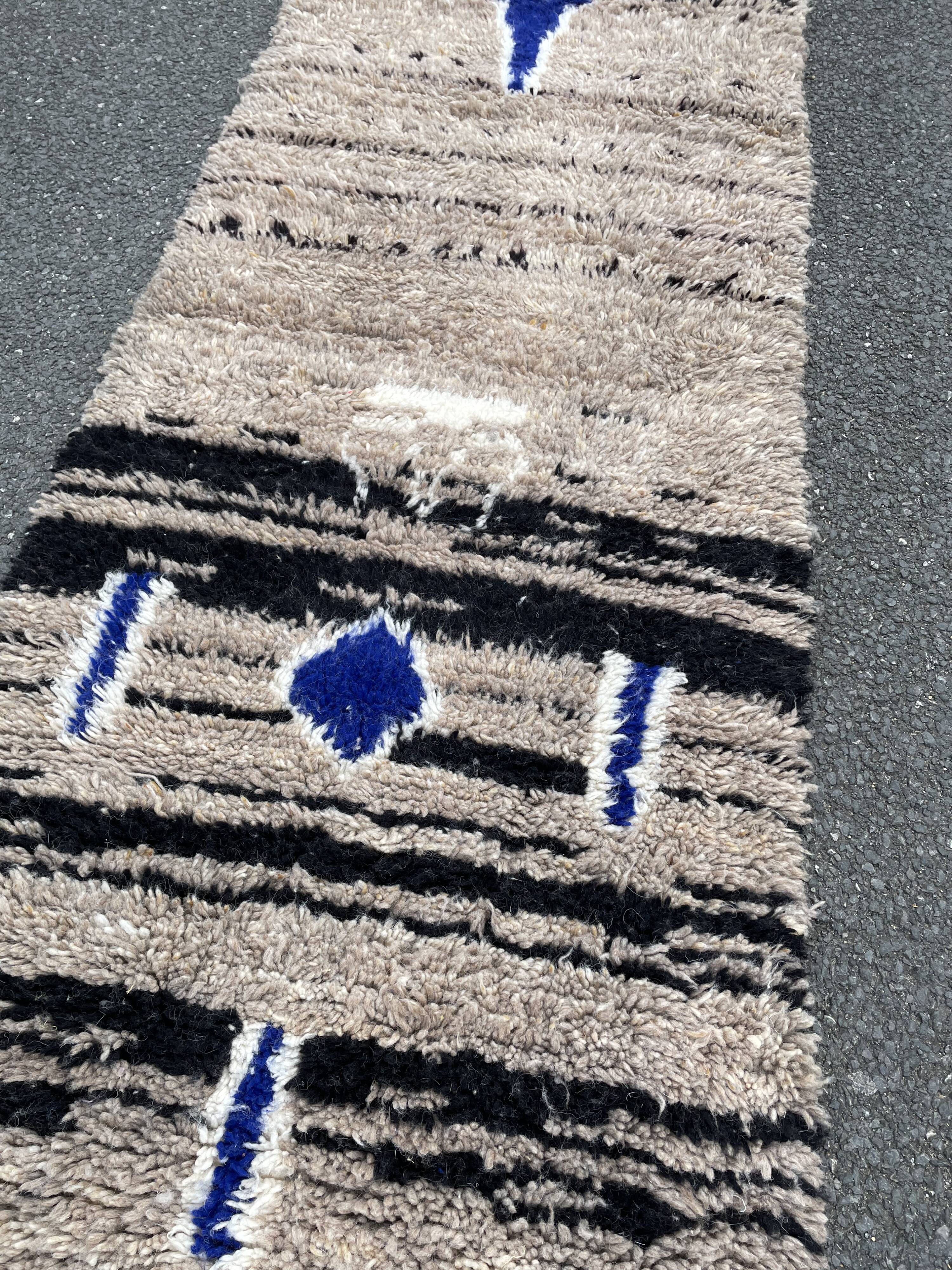 Moroccan wool hallway carpet 85x310 cm