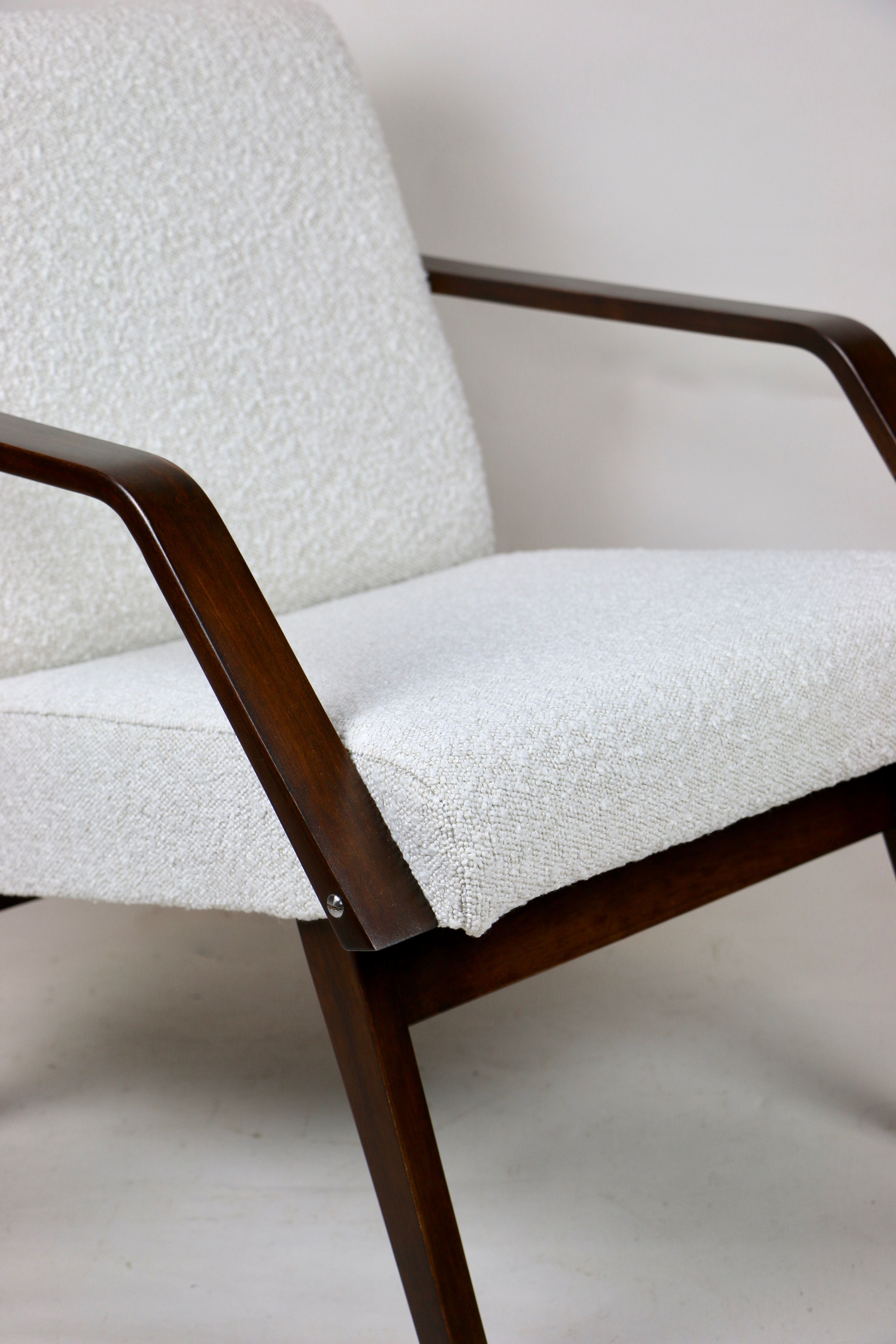 Vintage white Boucle Club Armchairs, 1970s