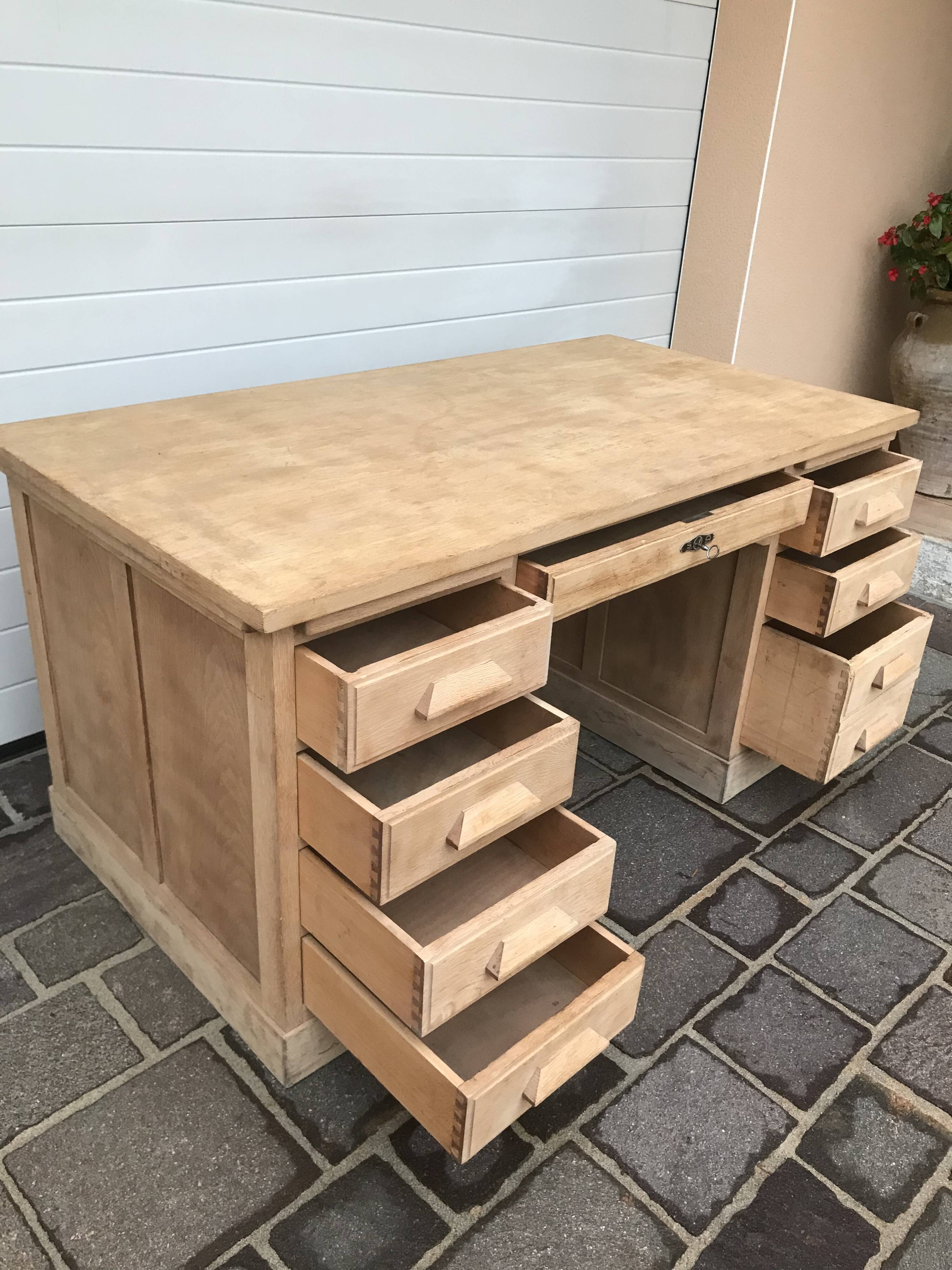 Office of "Minister"