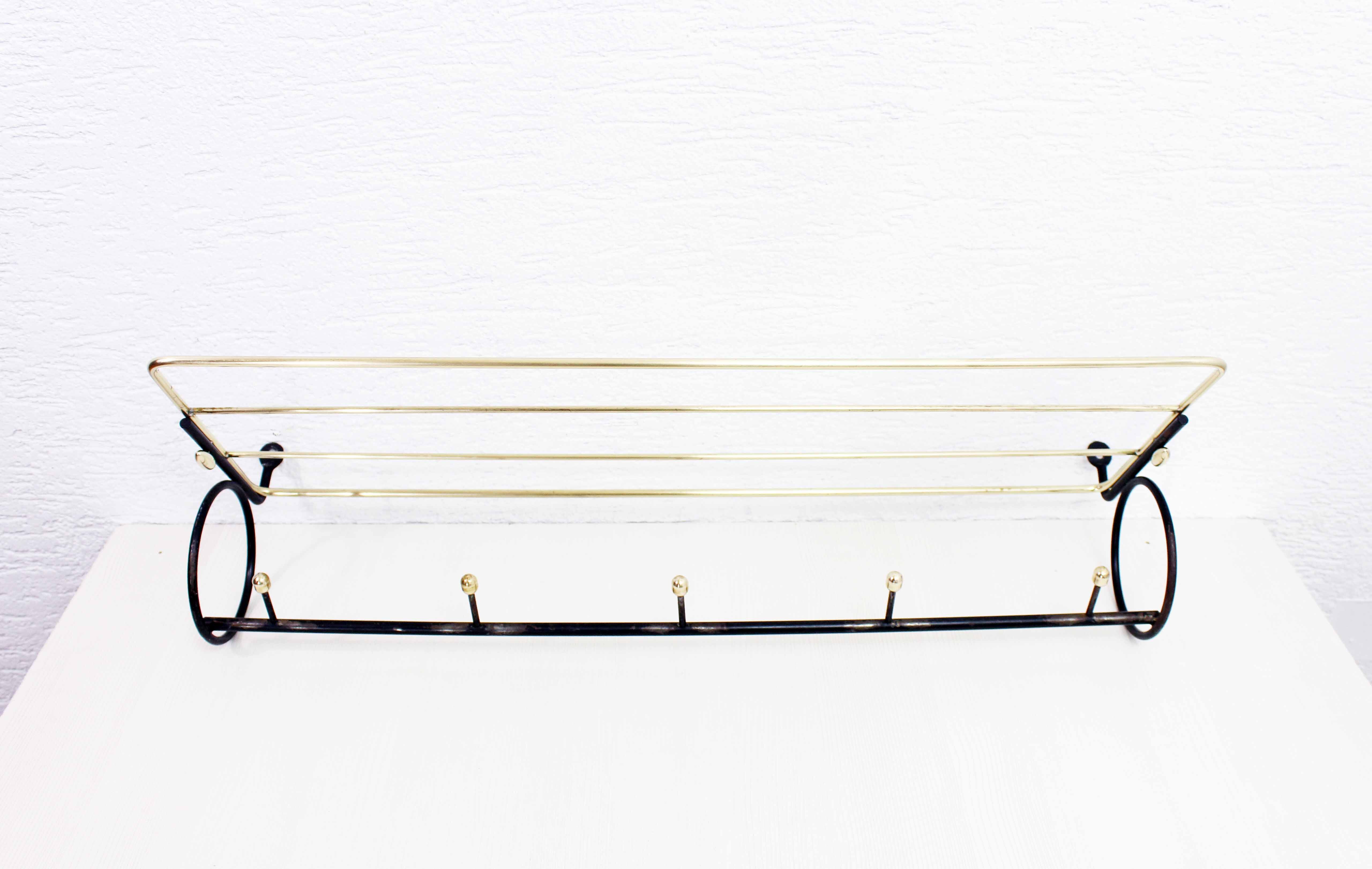 Wall-mounted coat rack