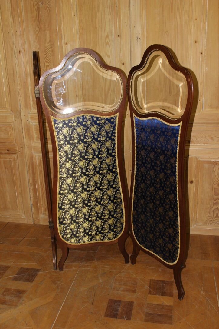 Paravent de style Louis XV en noyer