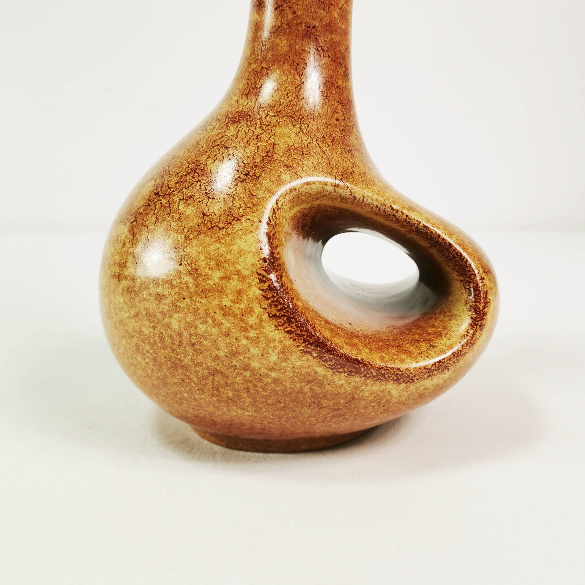 Modernist ceramic vase, Bertoncello Ceramiche, designed by Roberto Rigon, Italy, 1960s.