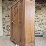 Armoire parisienne