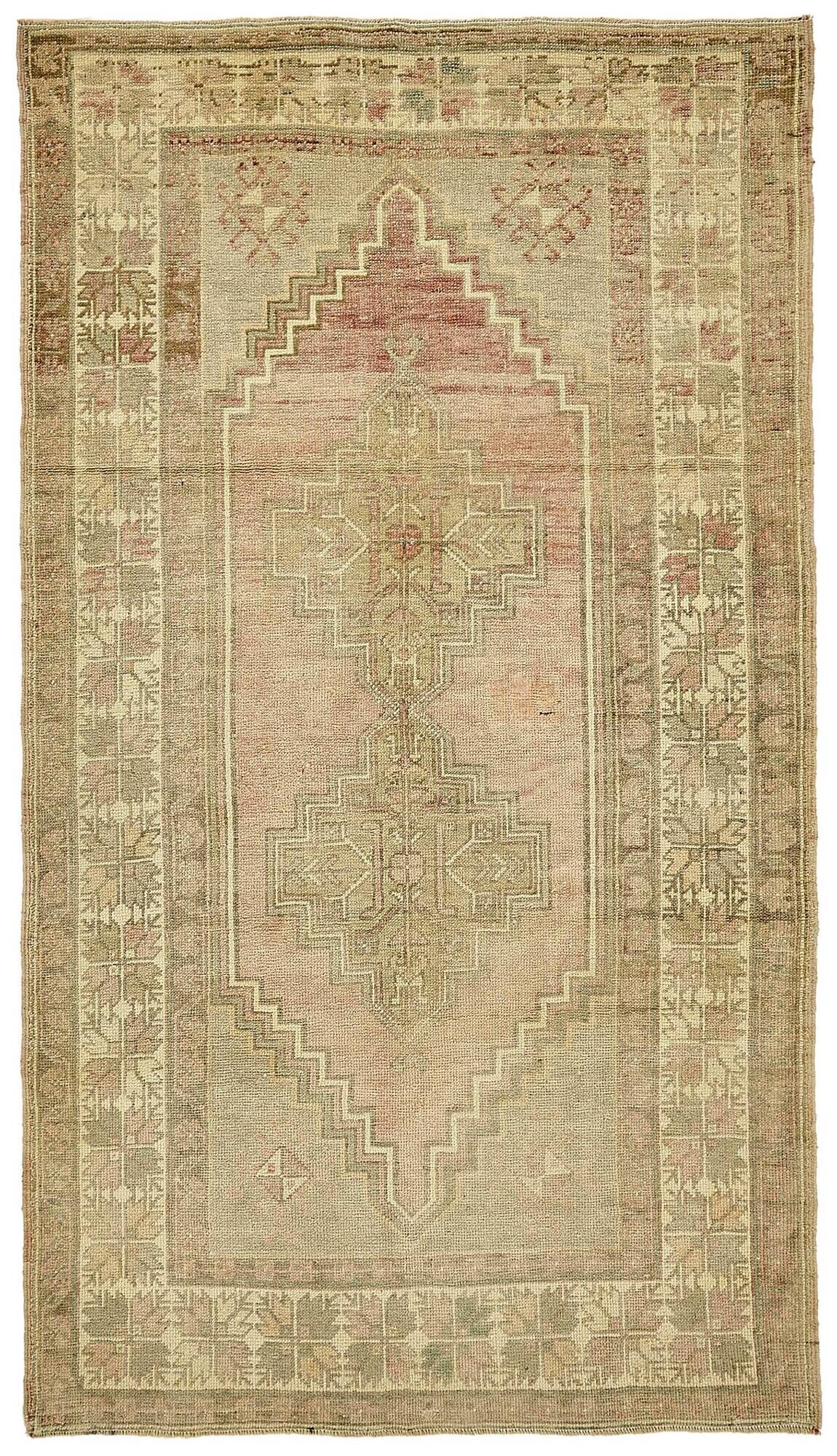 Turkish Vintage Anatolian Rug 115 cm x 202 cm
