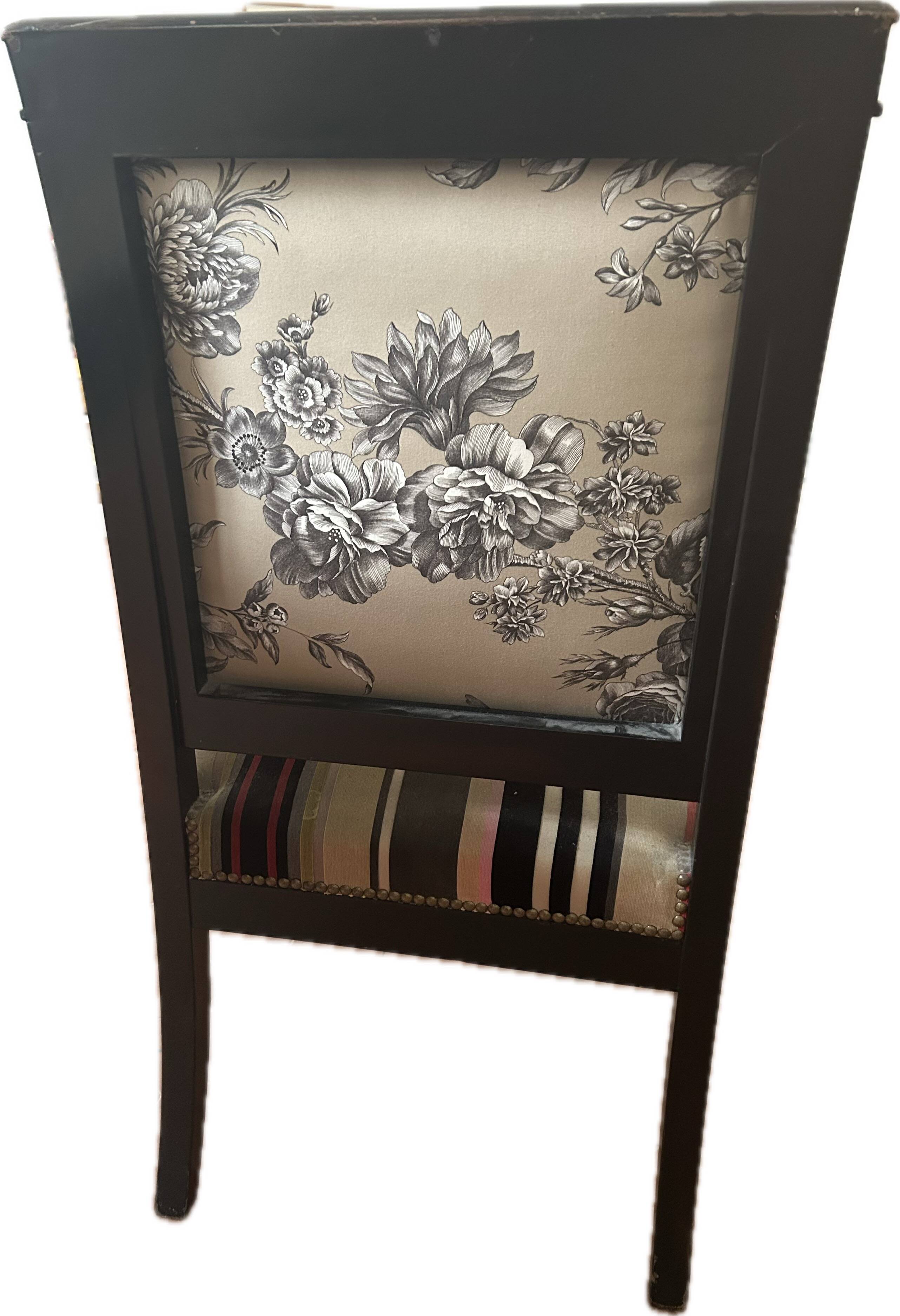 Restoration armchair with mahogany cross.