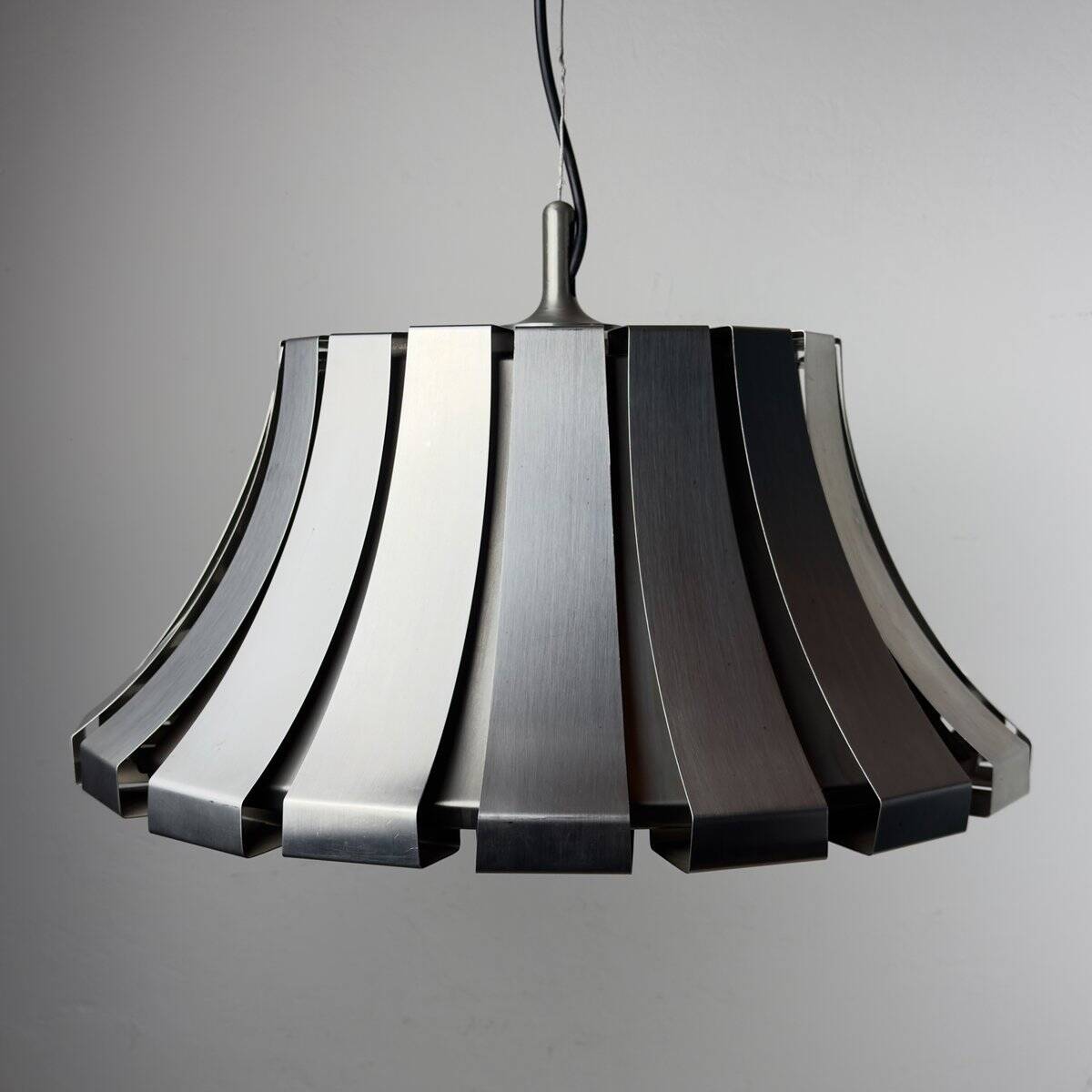Vintage metal pendant attributed to Elio Martinelli for Martinelli Luce, Italy, 1960s.