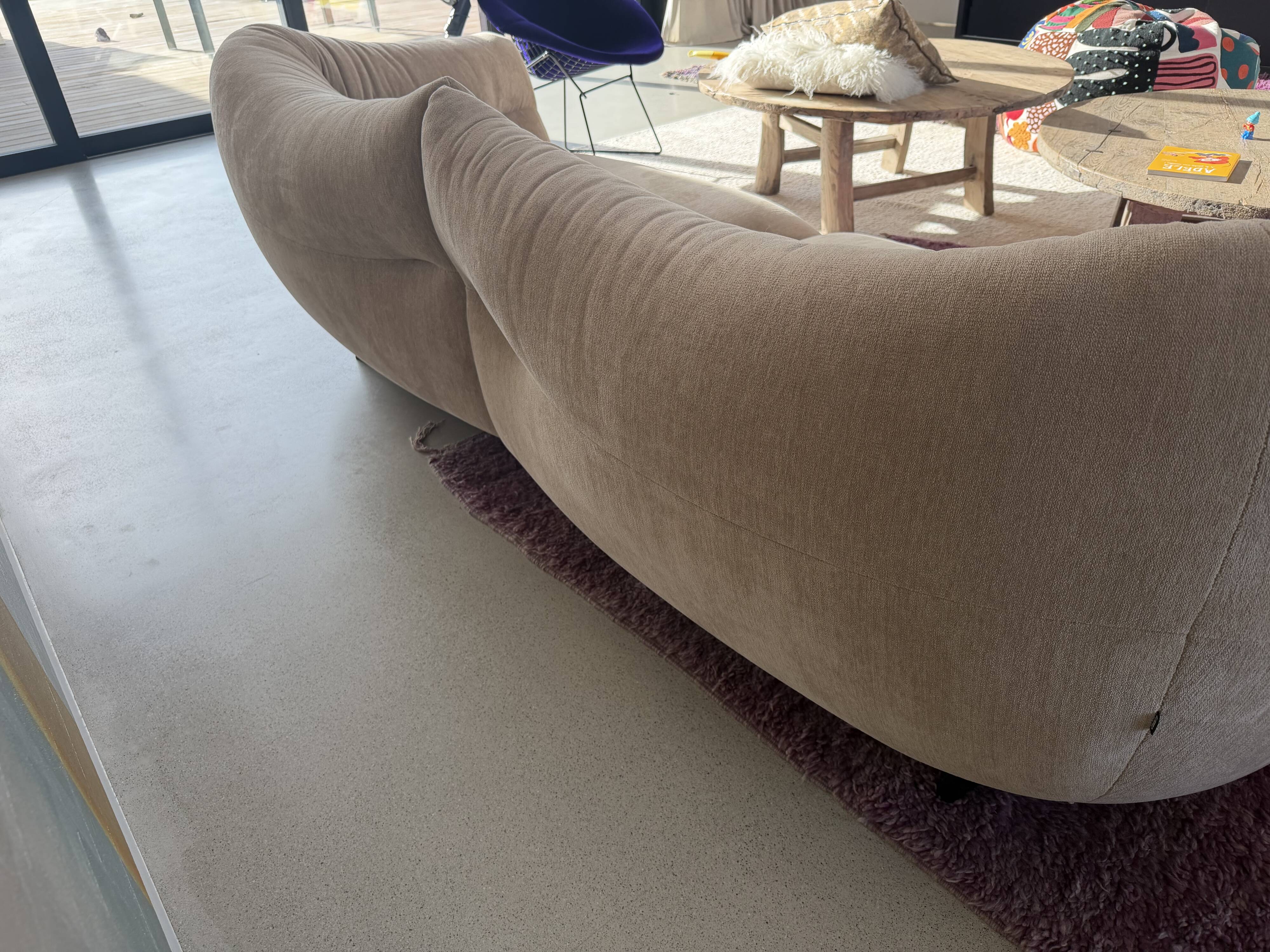 Canapé cassina moncloud