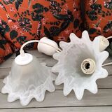 2 pendant lights with frosted glass tulips, in shades of white