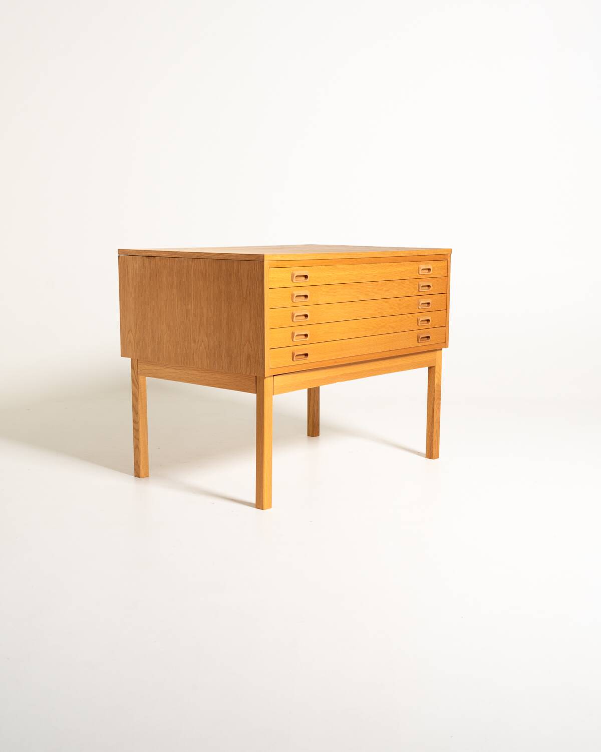 Commode en frêne suédois par Hylte, années 1960