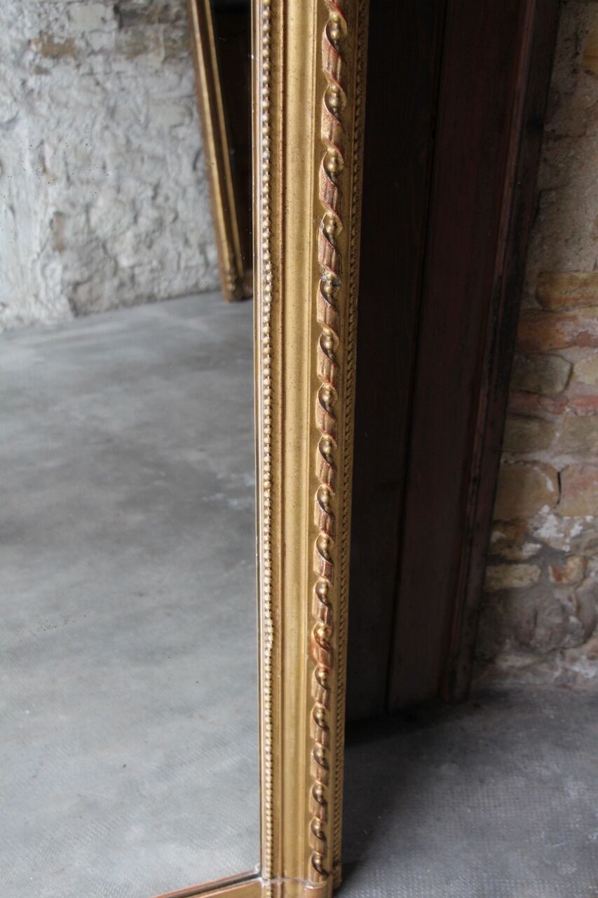 Mirror Louis Philippe a gendarme hat