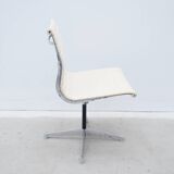 Charles & Ray Eames "EA 105" chairs for Herman Miller in leather, 1970